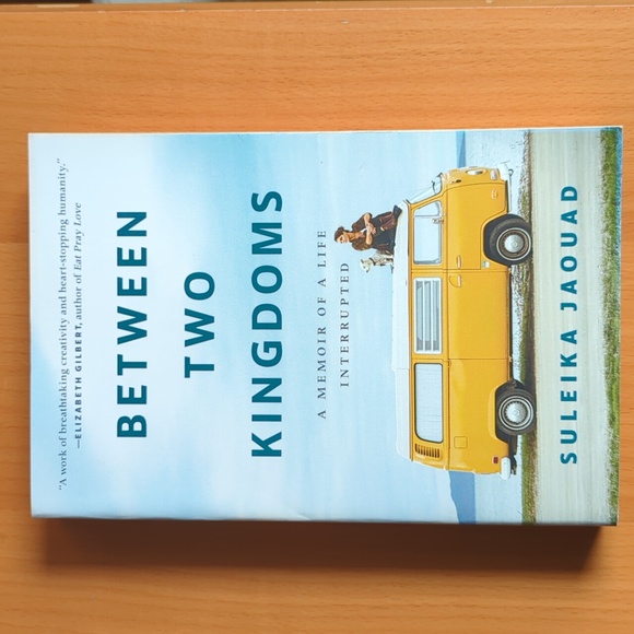 3/$20 - "Between Two Kingdoms: A Memoir of a Life Interrupted" Book - Picture 1 of 4